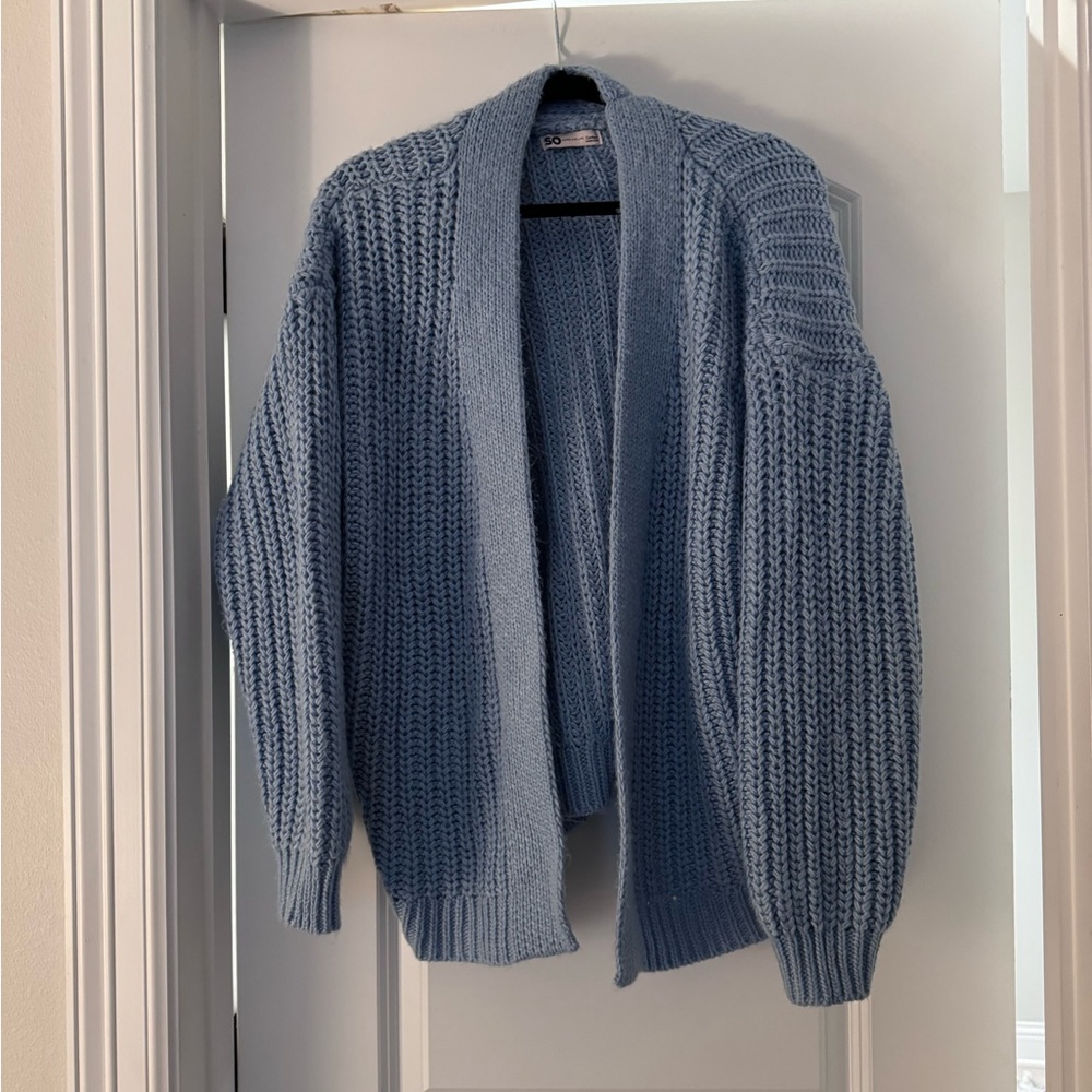 Comfy, Cozy Sweater! Size L